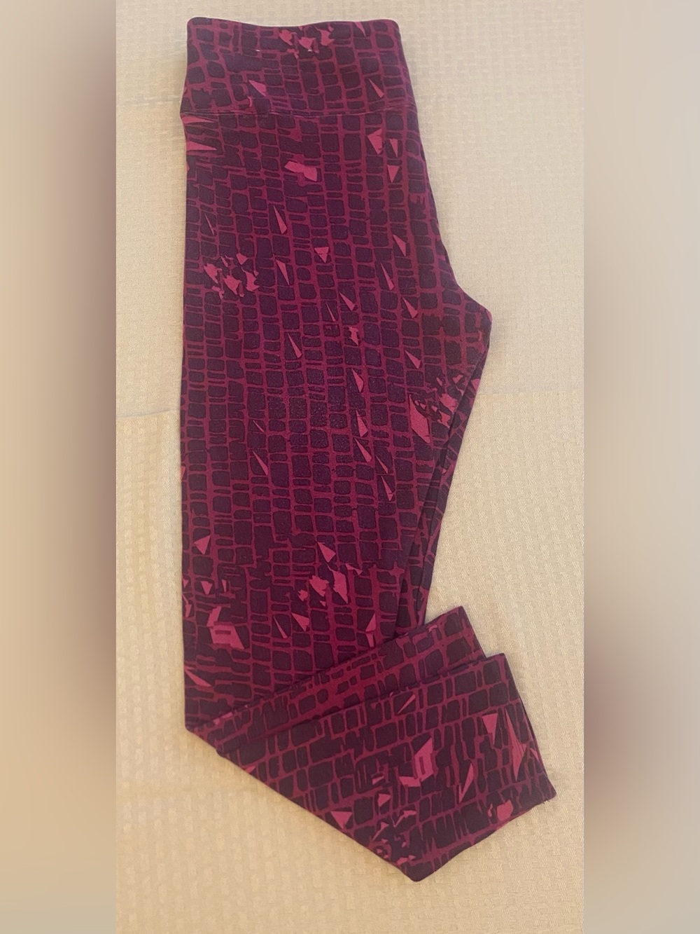 Soft Surroundings Burgundy and Pink Printed Leggings